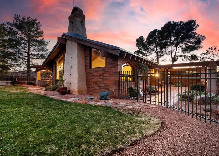 Stunning Chapel With Incredible Views Hottub Holiday home Sedona