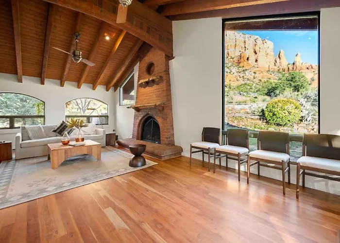 Stunning Chapel With Incredible Views Hottub Holiday home *