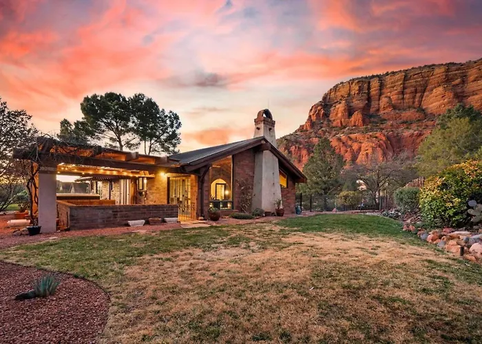 Stunning Chapel With Incredible Views Hottub Holiday home Sedona