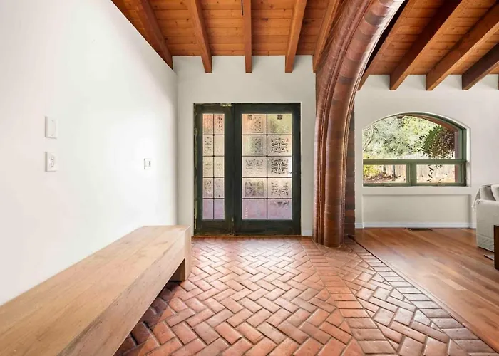 Stunning Chapel With Incredible Views Hottub
