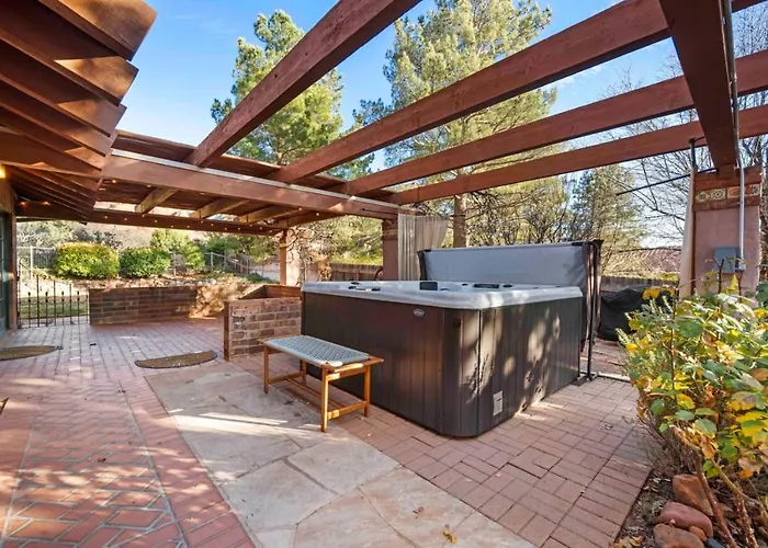 Holiday home Stunning Chapel With Incredible Views Hottub *