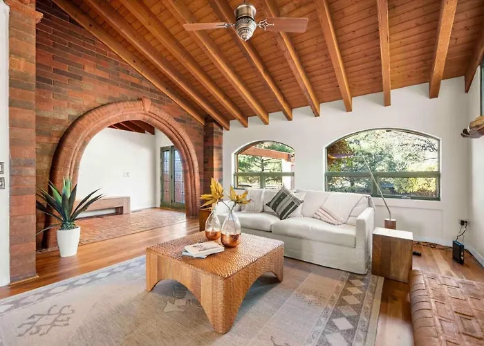 Holiday home Stunning Chapel With Incredible Views Hottub