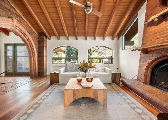 Stunning Chapel With Incredible Views Hottub *