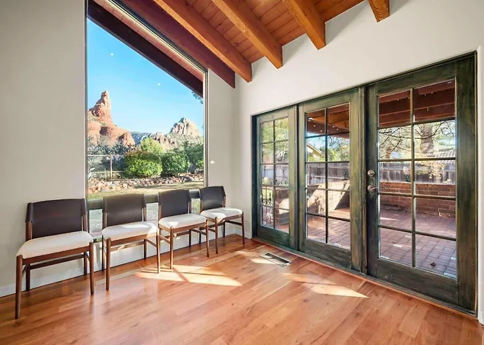 Stunning Chapel With Incredible Views Hottub Holiday home *
